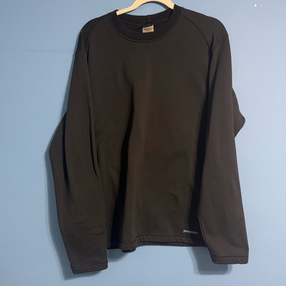 Patagonia‎ Capilene Black Long-Sleeved Size L Fleece Lined Crew - Picture 1 of 6